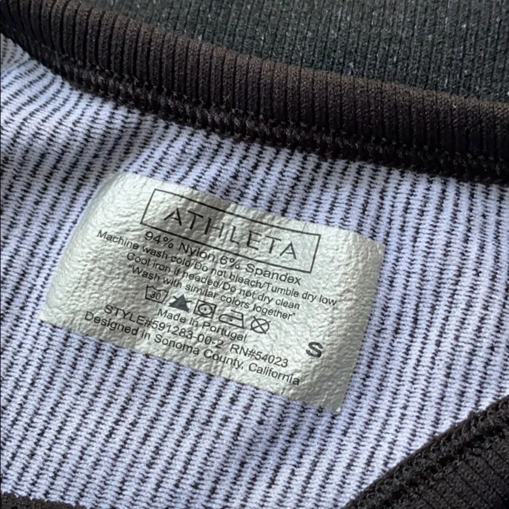 Athleta Light Compression Racerback Tank - Picture 4 of 4